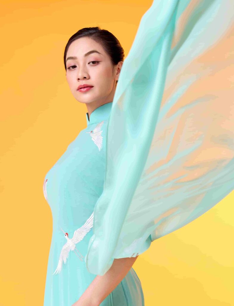 Silk & Glamour Affair in Ao Dai Couture in Sunset 1 2 scaled e1741142909178 785x1024 2