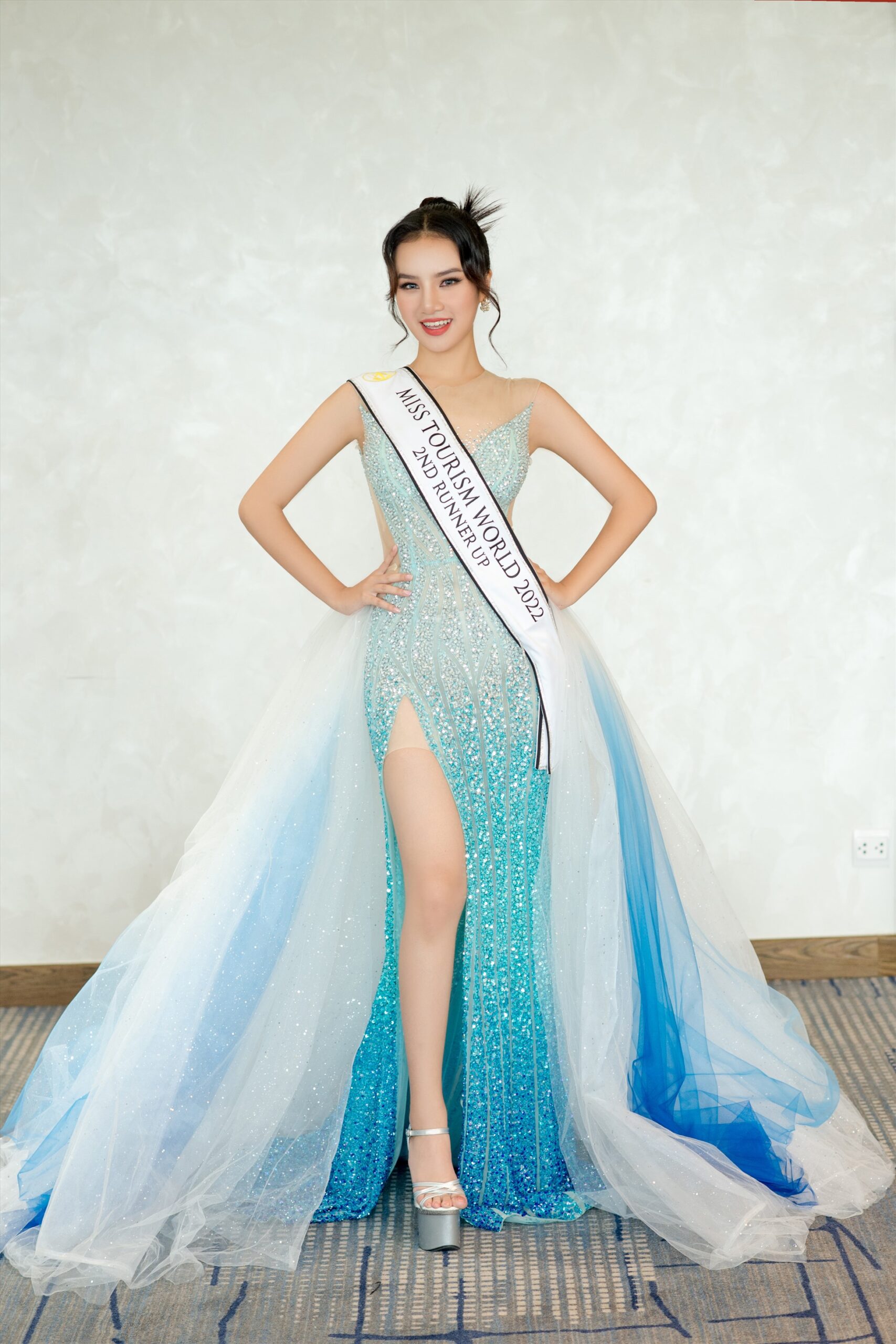 Top 5 Miss Tourism World Gracefully Wearing Traditional Ao Dai 8 RYU 7379 01 scaled 1