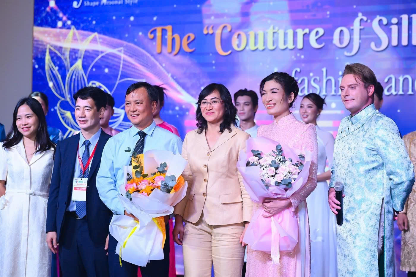 Byfas and Designer Anna Hạnh Lê Redefine Vietnam Luxury Silk at Sourcing Expo 2025 6 z6981675288128 ec47f5c4ed3cd4ee7ddb16bdb5fd966a